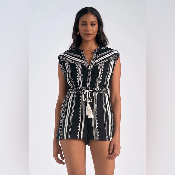 Elan The CJ Sleeveless Romper, Small, $89 - Picture 9 of 16